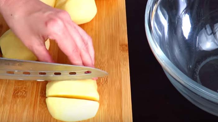 Резать картошку
